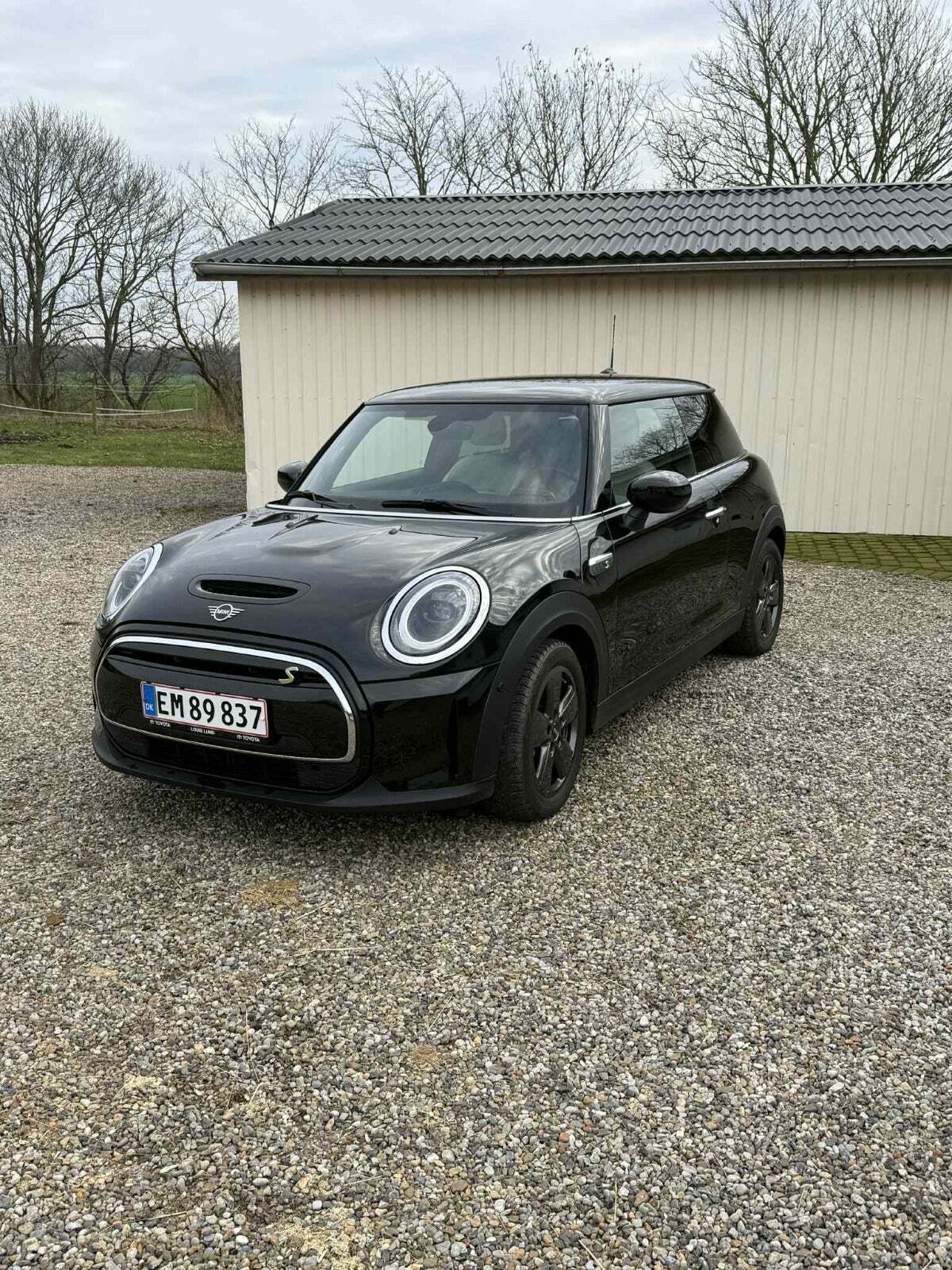 Mini Cooper SE Classic Trim