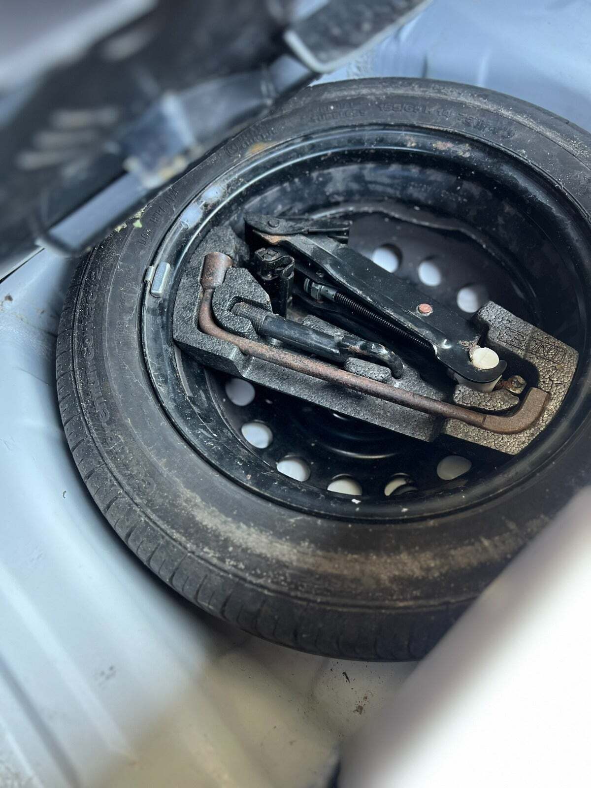 Grøn Peugeot 107 fra 2013