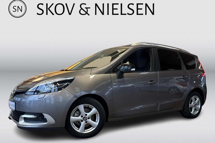 Grå Renault Grand Scenic III fra 2015 set udefra