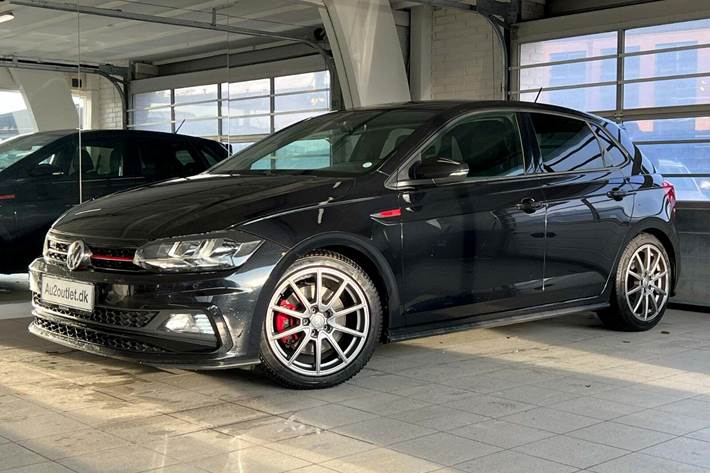 Sort VW Polo fra 2019