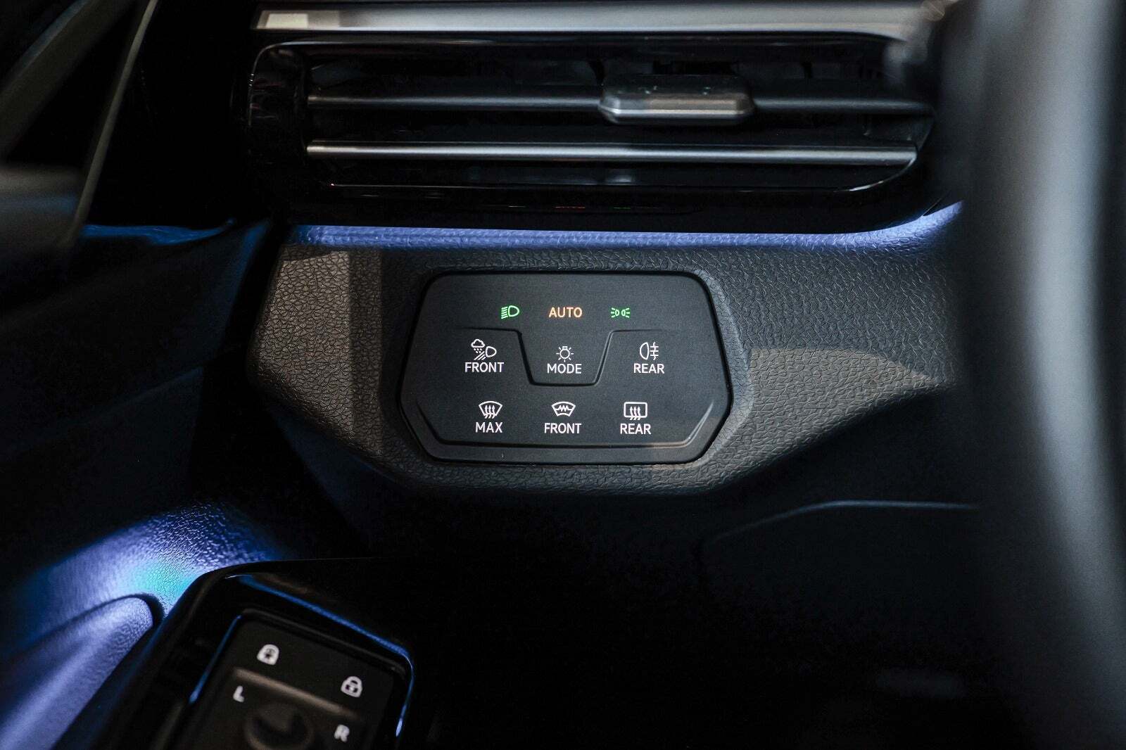 Blå VW ID.4 fra 2023