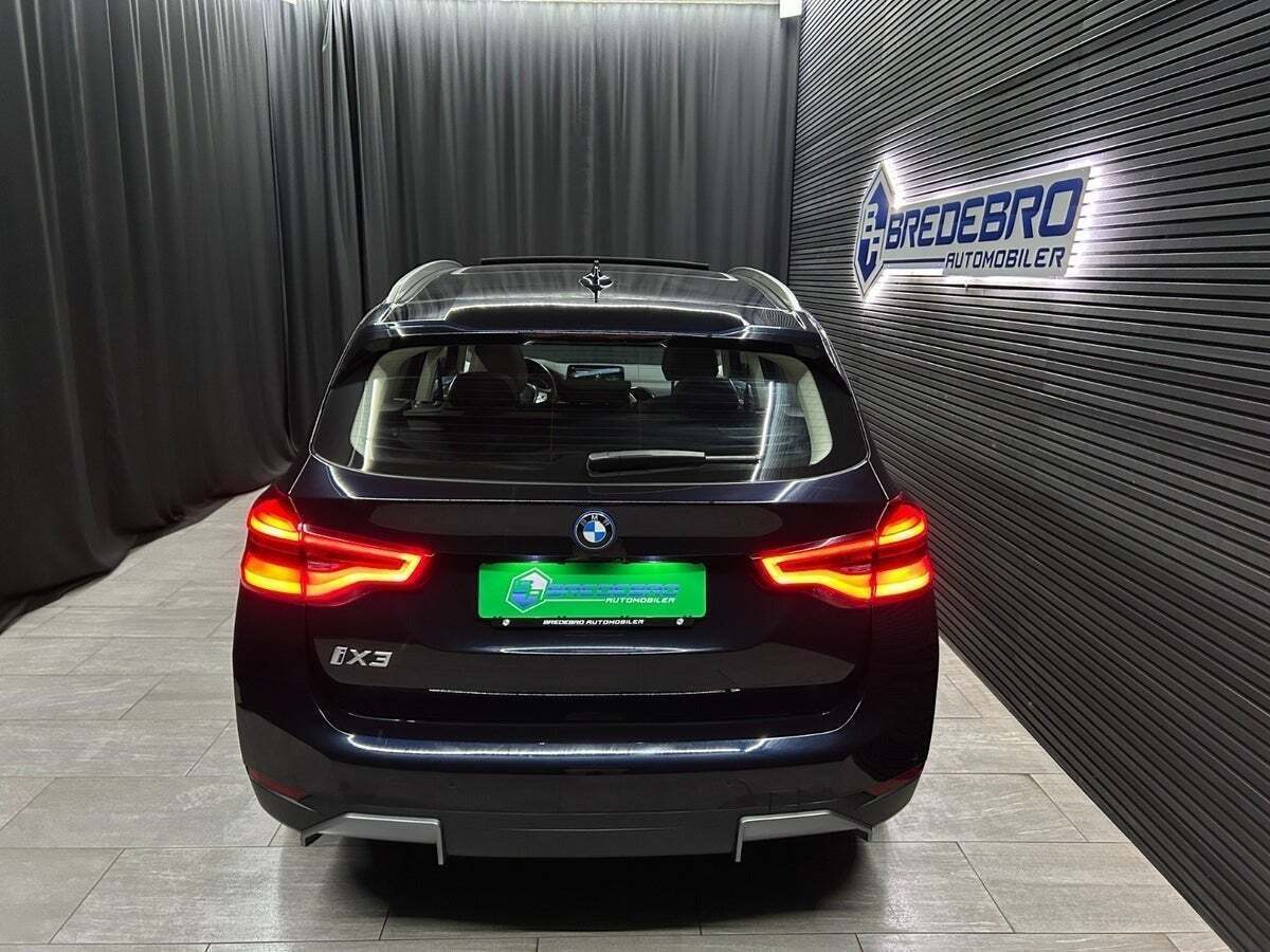 BMW iX3 Inspiring