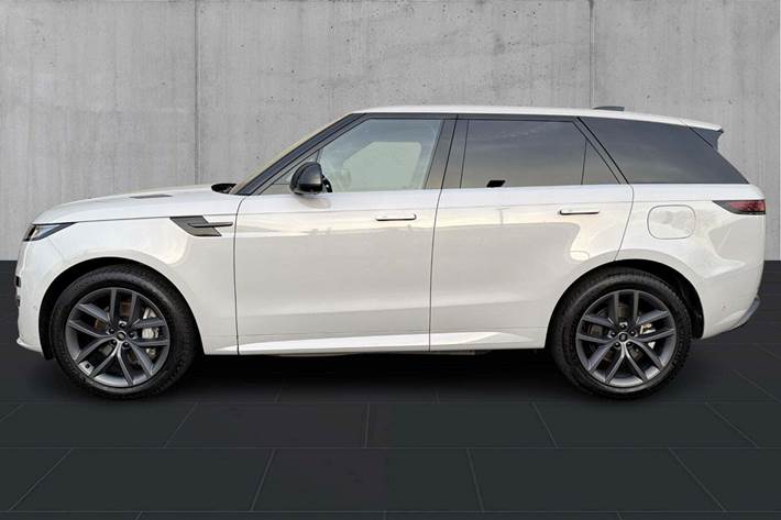 Grå Land Rover Range Rover sport fra 2025