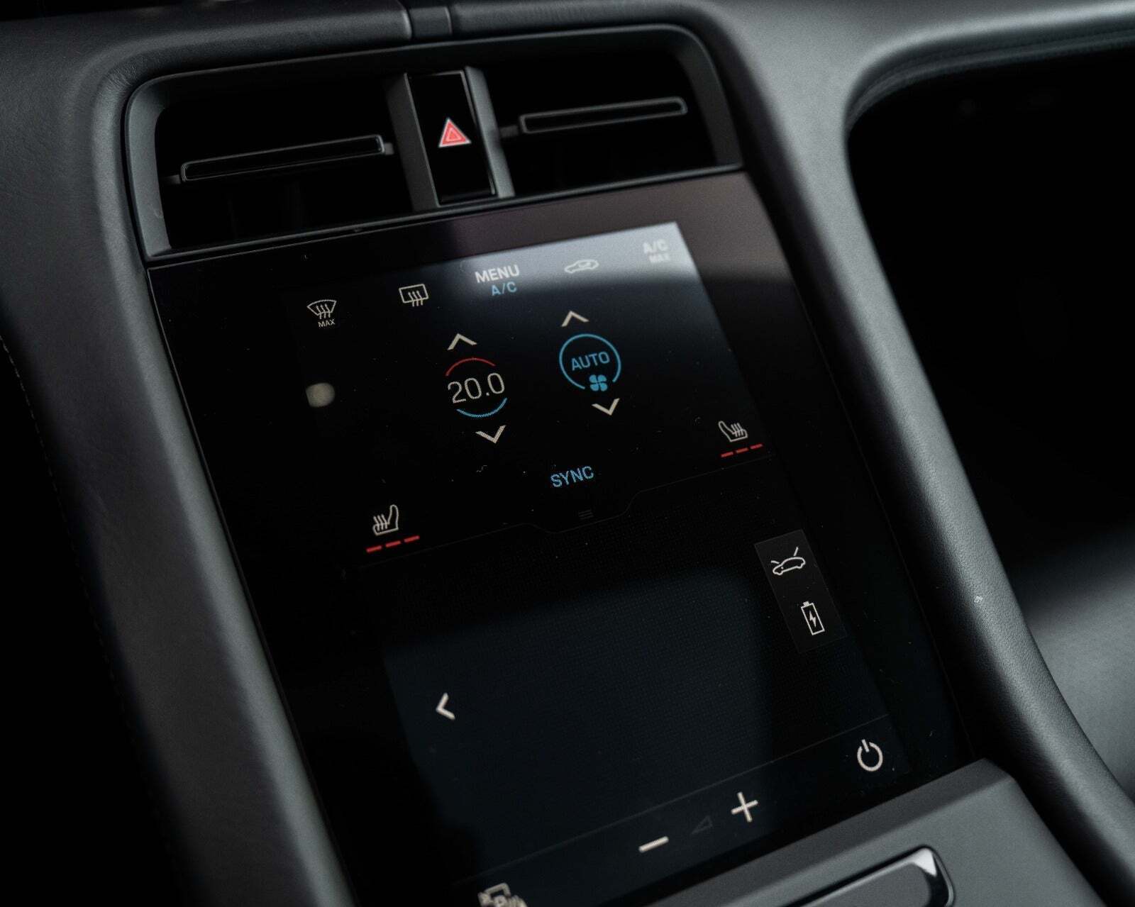 Grå Porsche Taycan 4S fra 2020