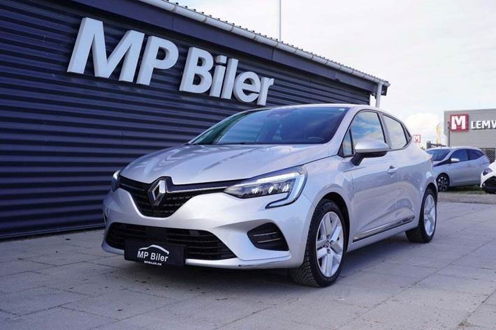 Sølv Renault Clio V fra 2021 set udefra