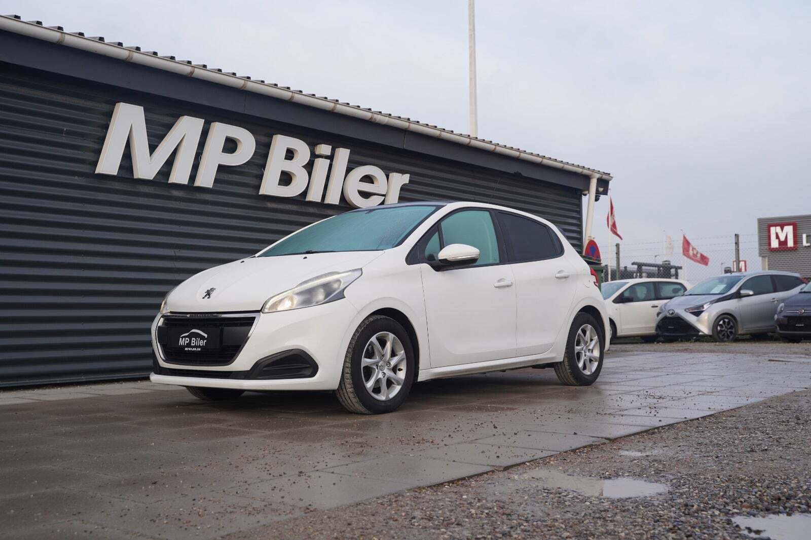 Peugeot 208 1,6 BlueHDi 100 Envy Sky