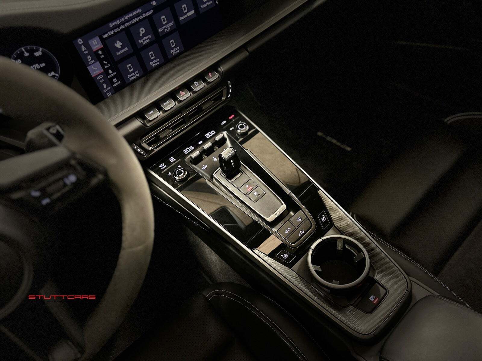 Sølv Porsche 911 Carrera S fra 2019