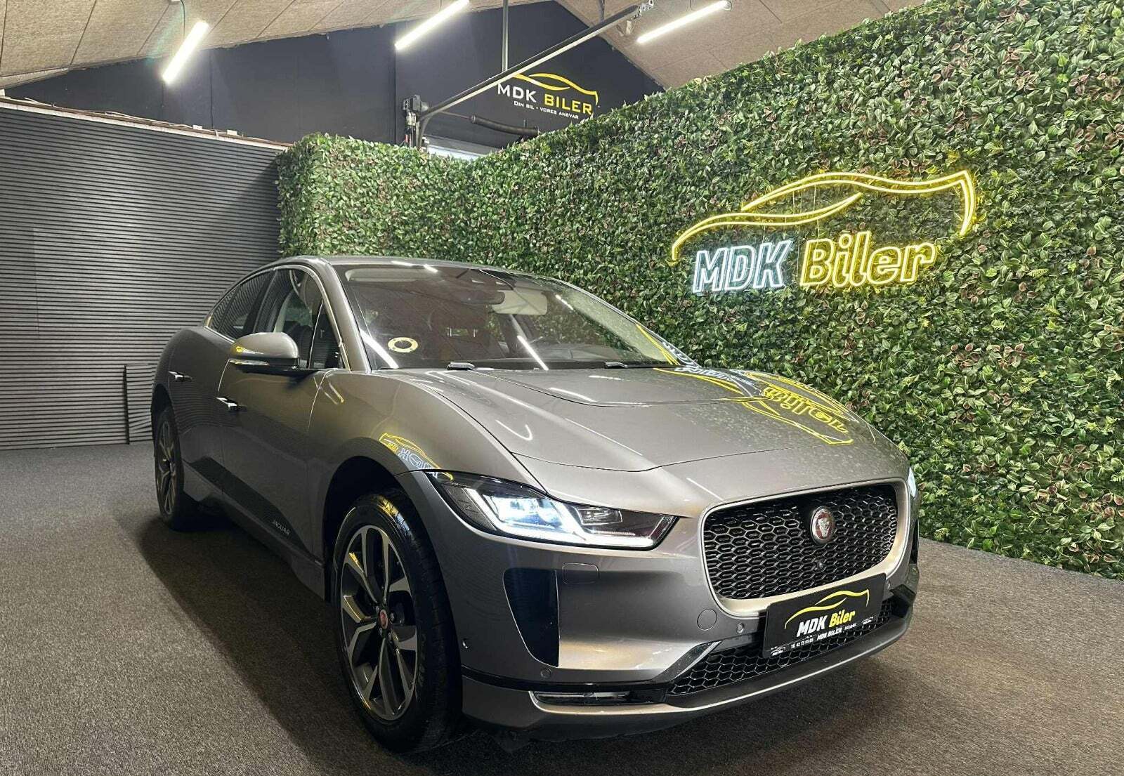 Jaguar I-Pace EV400 HSE AWD