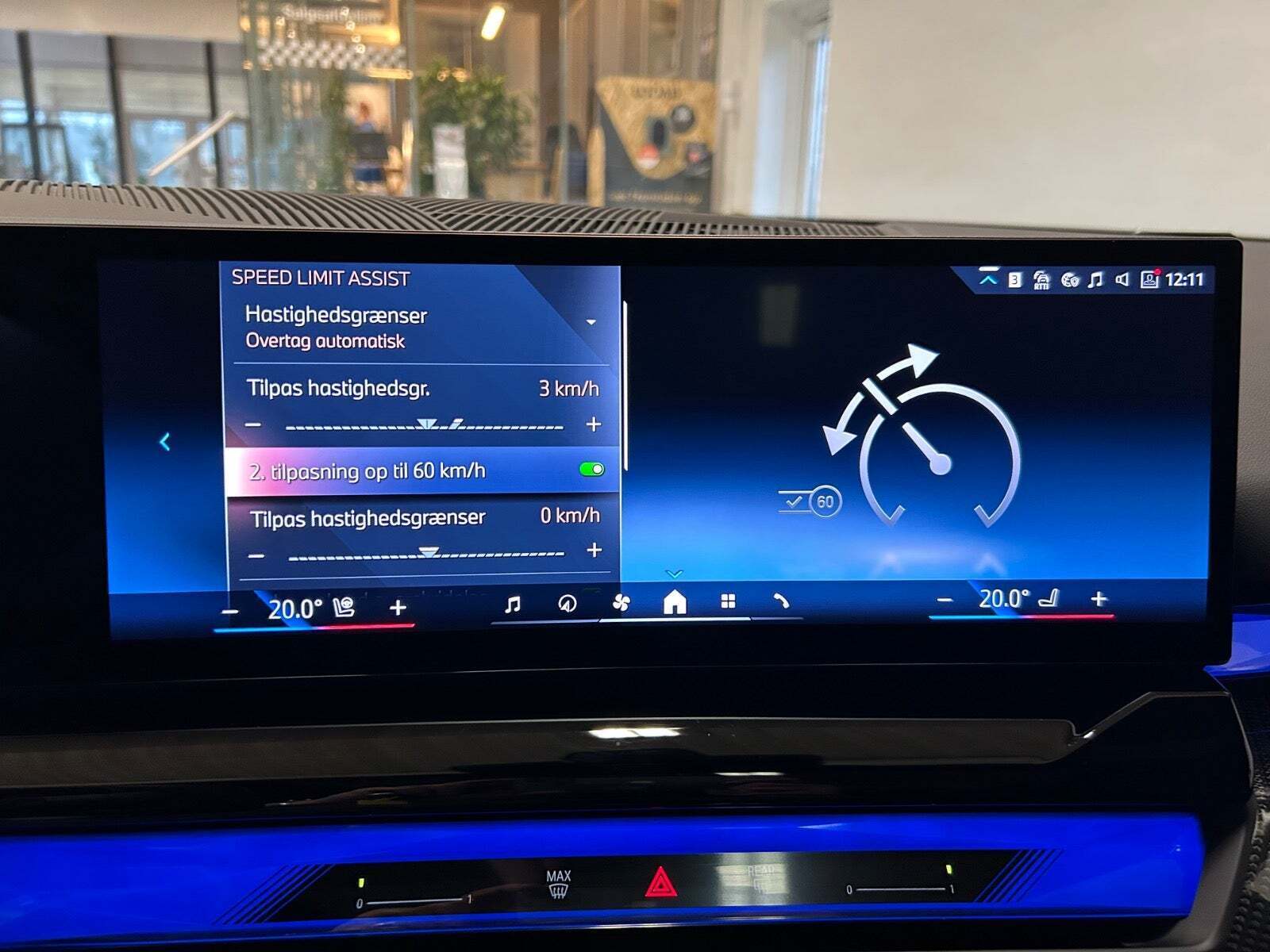 Grøn BMW i5 fra 2025