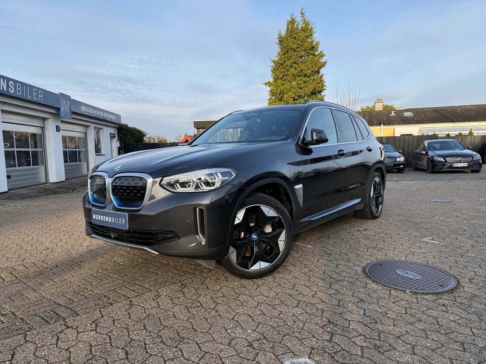 BMW iX3 Charged Plus