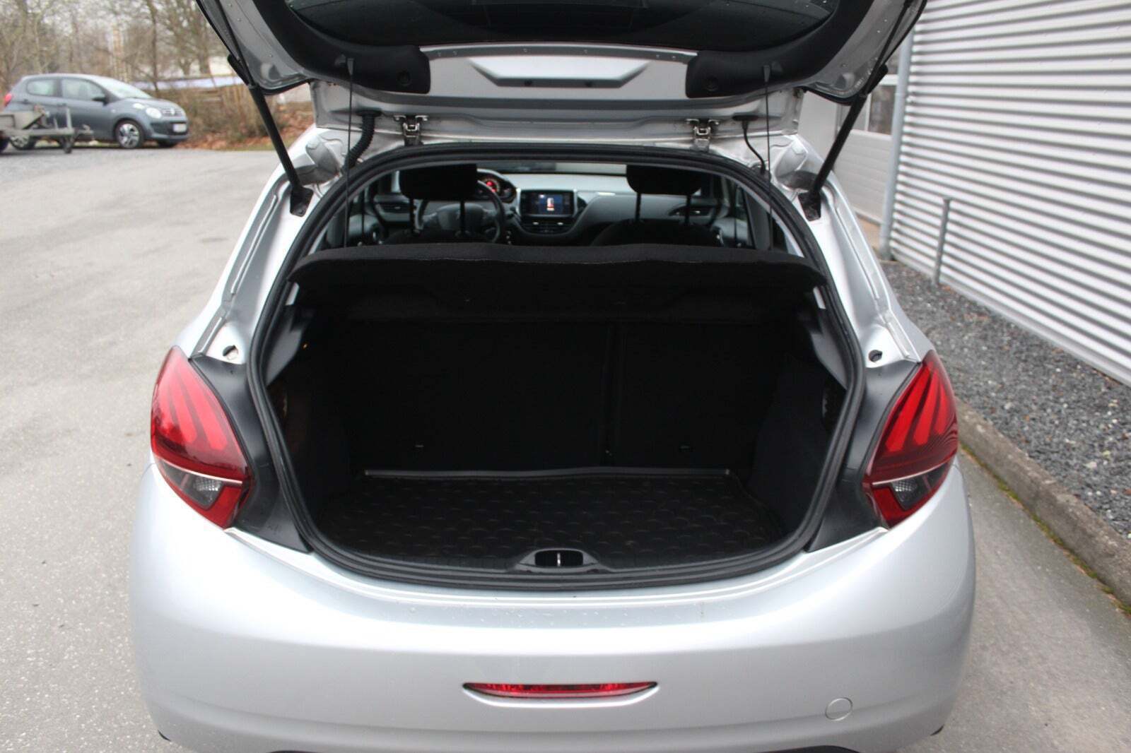 Peugeot 208 1,6 BlueHDi 100 Active