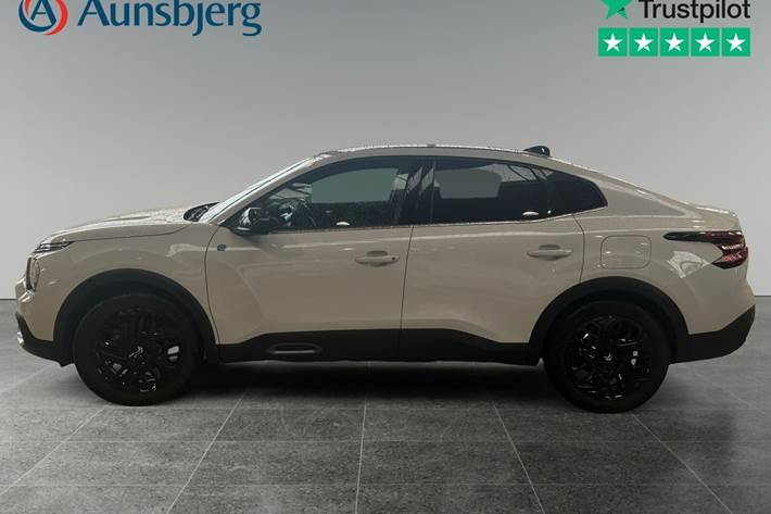 Hvid Citroën ë-C4 X fra 2024