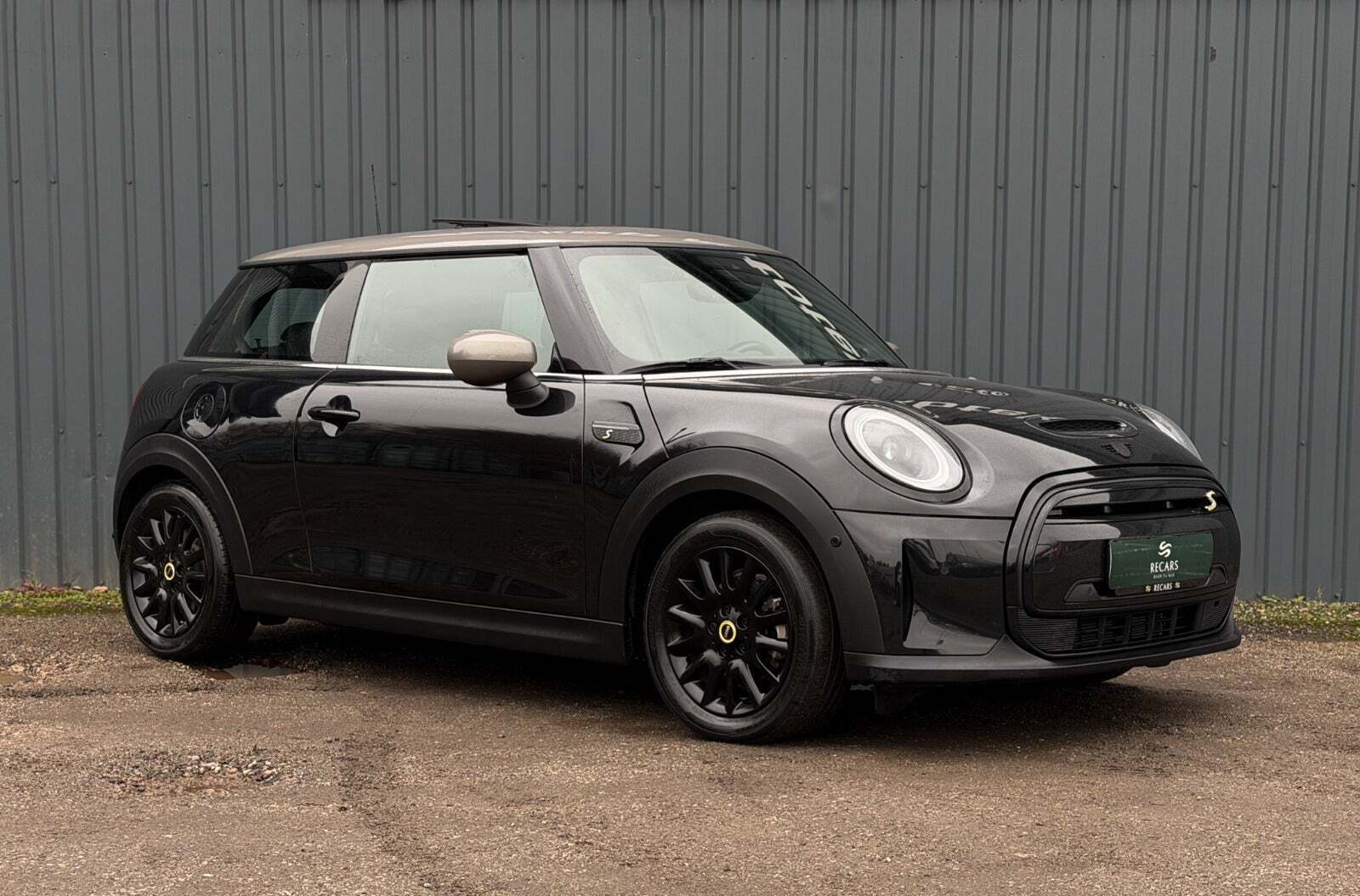Mini Cooper SE Classic Trim