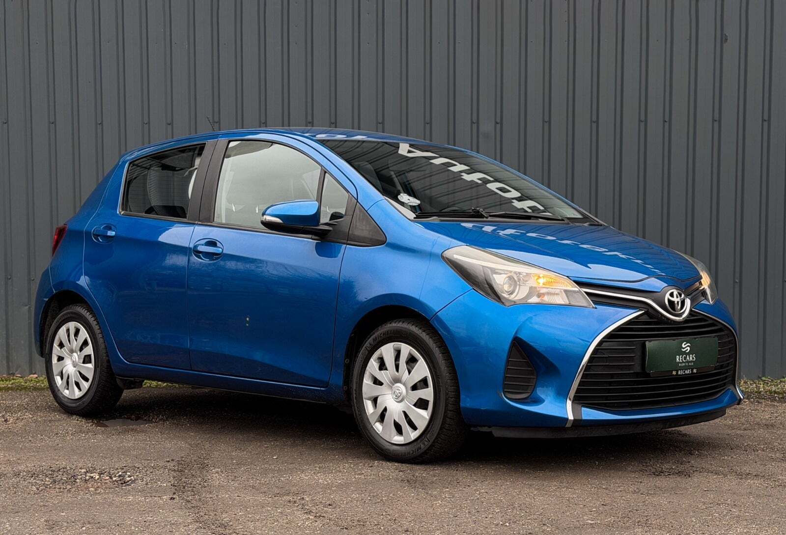 Toyota Yaris 1,0 VVT-i T2 Touch