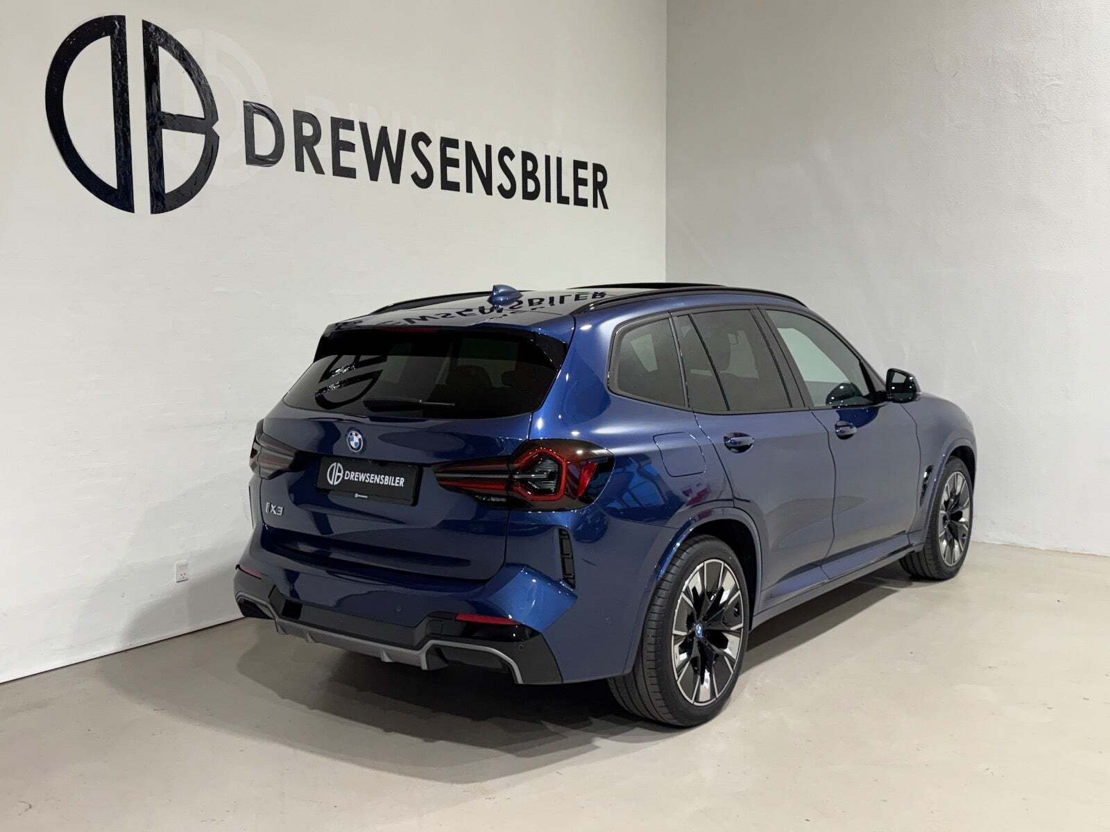 BMW iX3 Charged Plus M-Sport