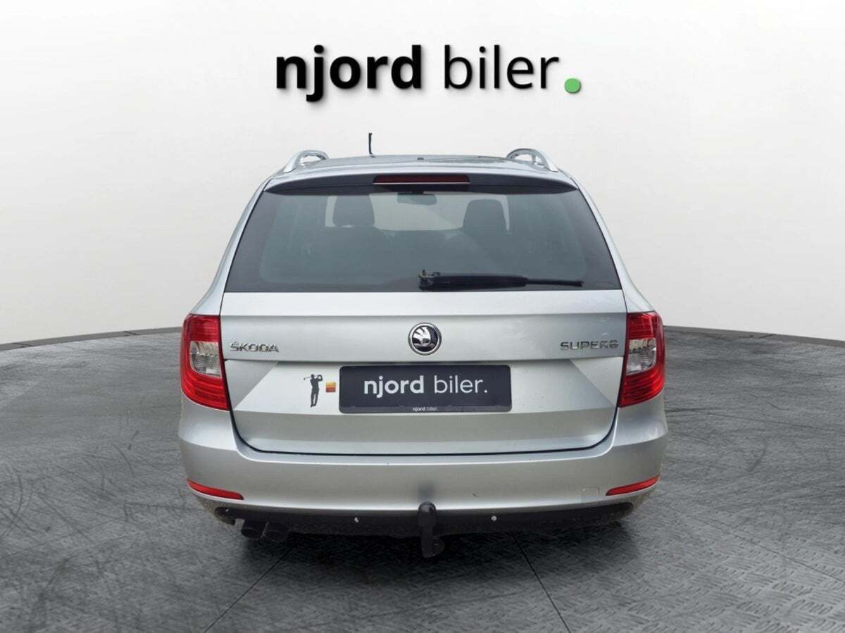 Skoda Superb 1,8 TSi 160 Elegance Combi DSG