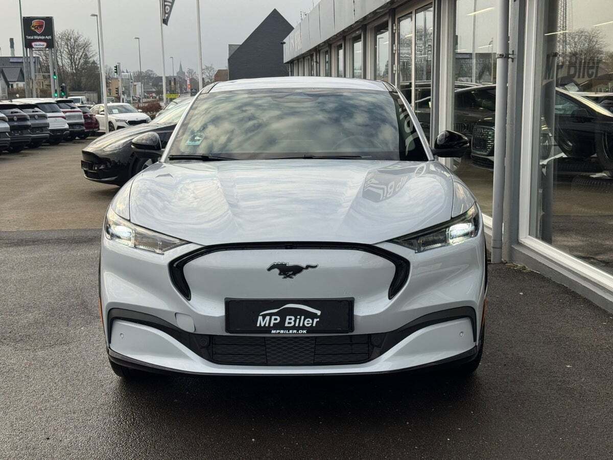 Ford Mustang Mach-E 75 Premium Standard Range AWD