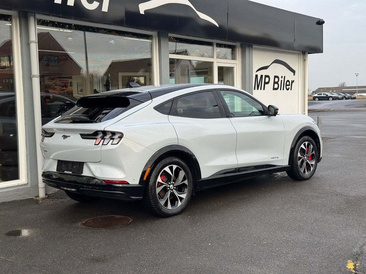 Ford Mustang Mach-E 75 Premium Standard Range AWD