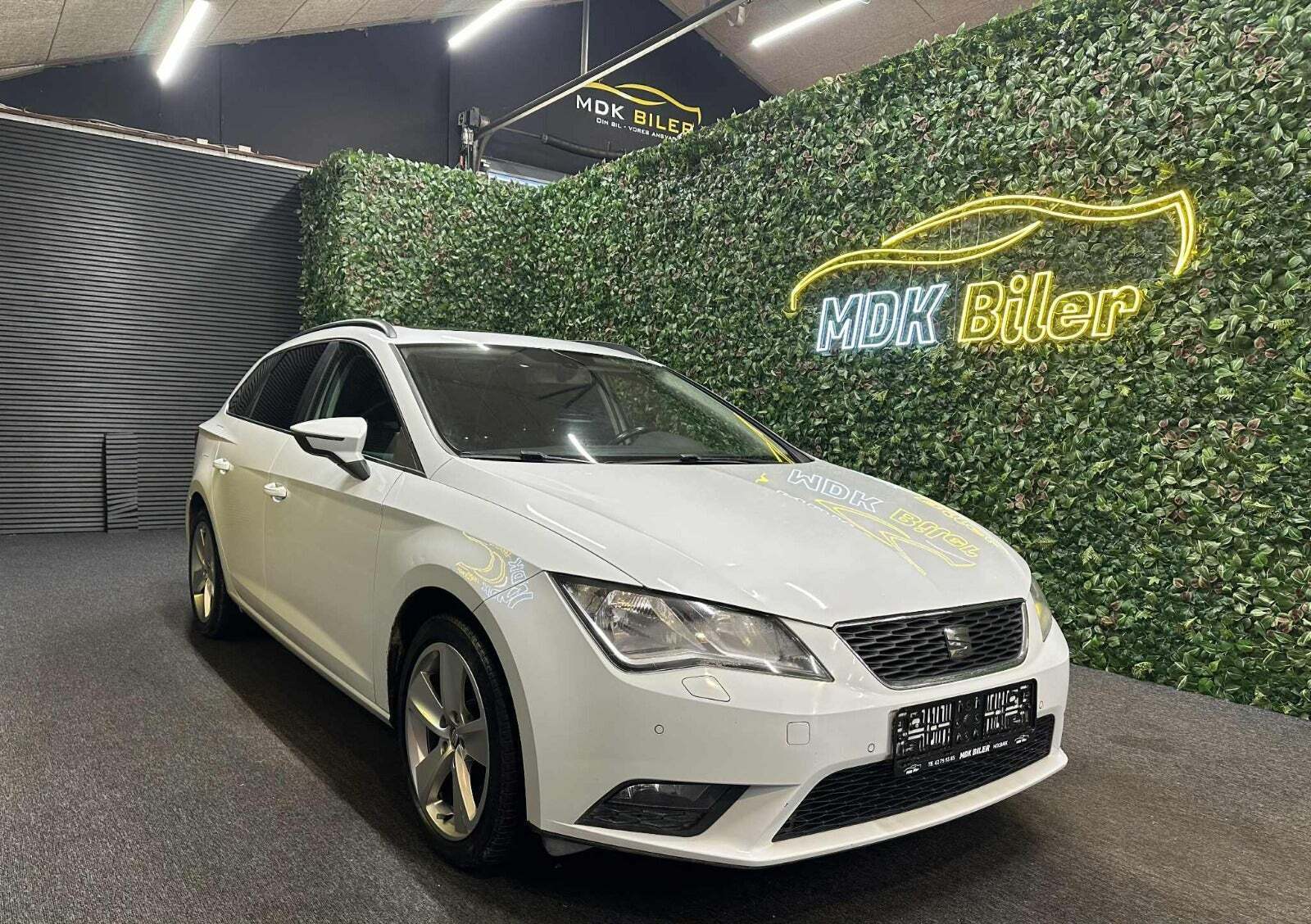 Seat Leon 1,6 TDi 105 Style ST DSG Van