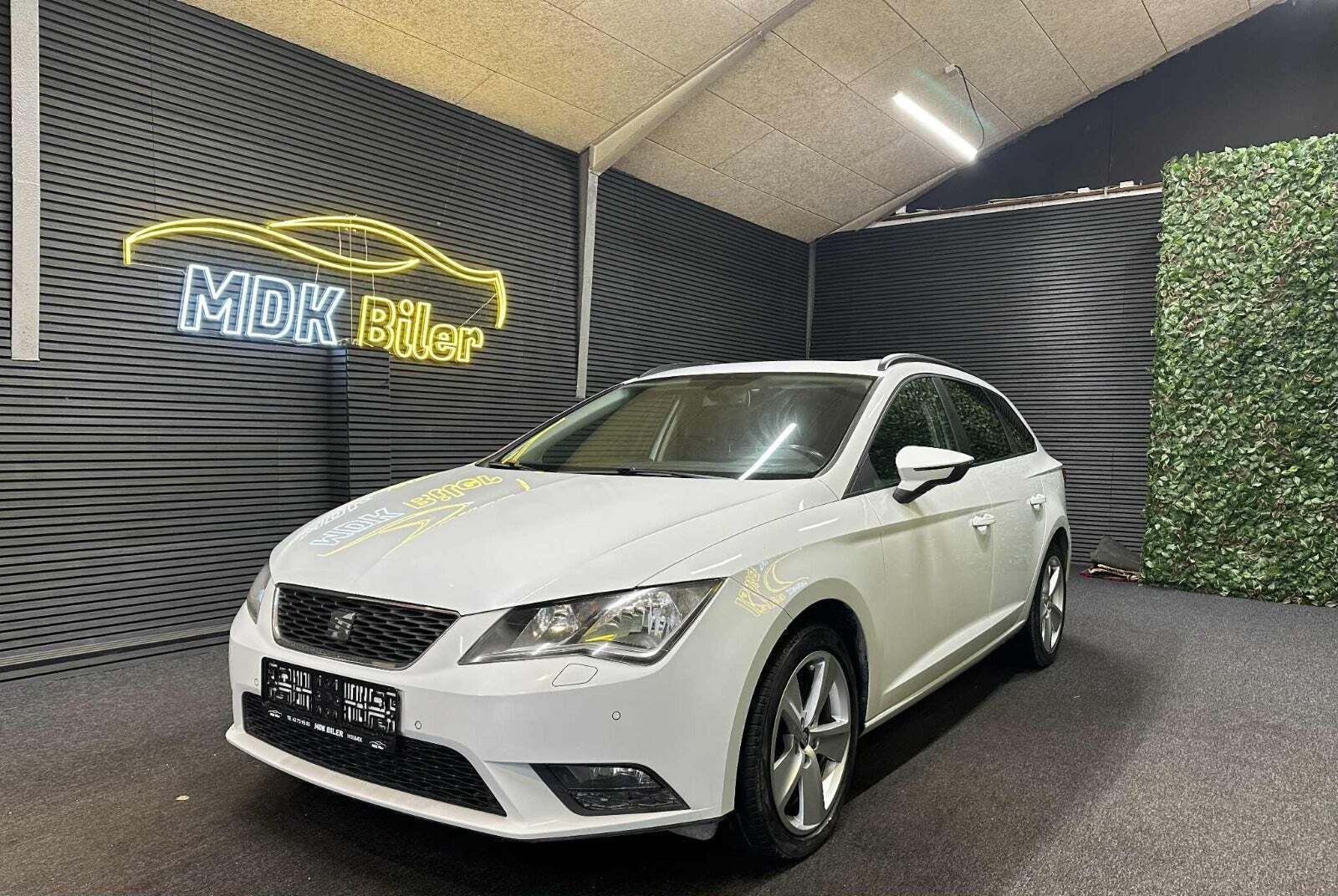 Seat Leon 1,6 TDi 105 Style ST DSG Van