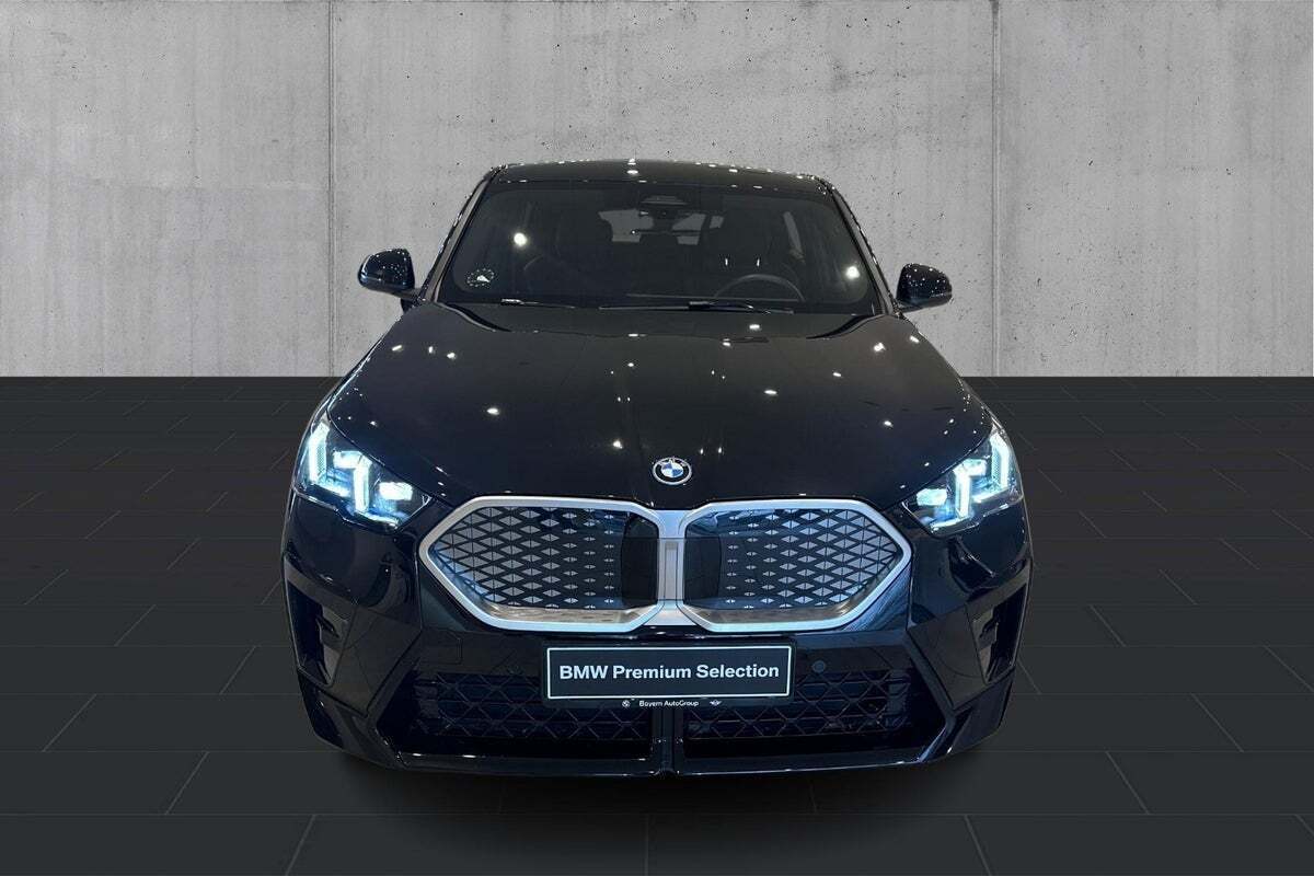 Sort BMW iX2 fra 2025