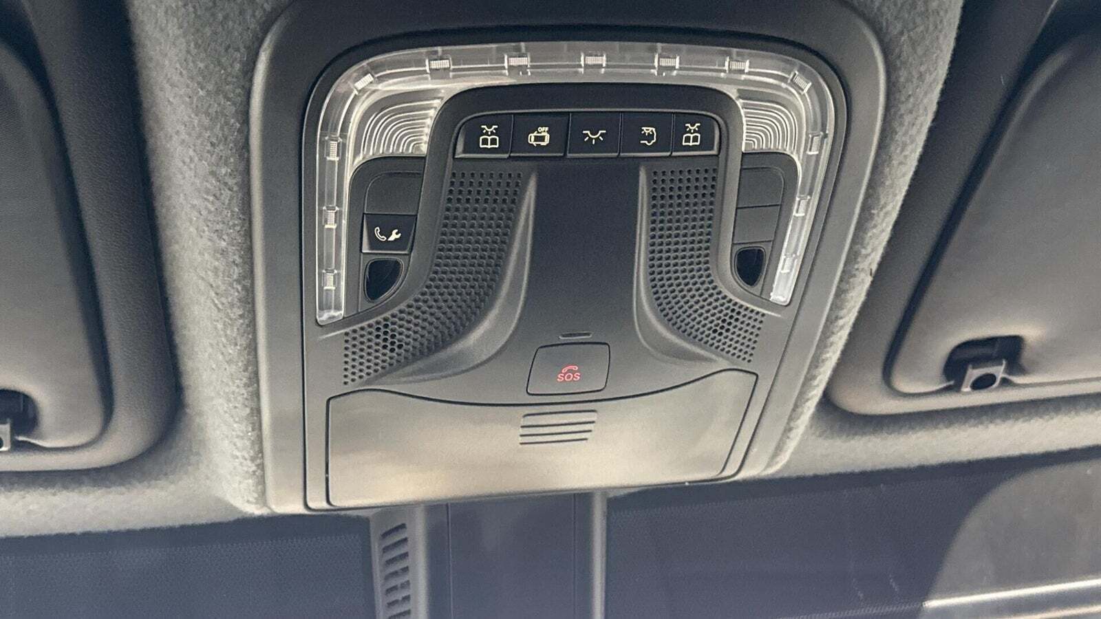 Gul Mercedes Sprinter 317 fra 2021