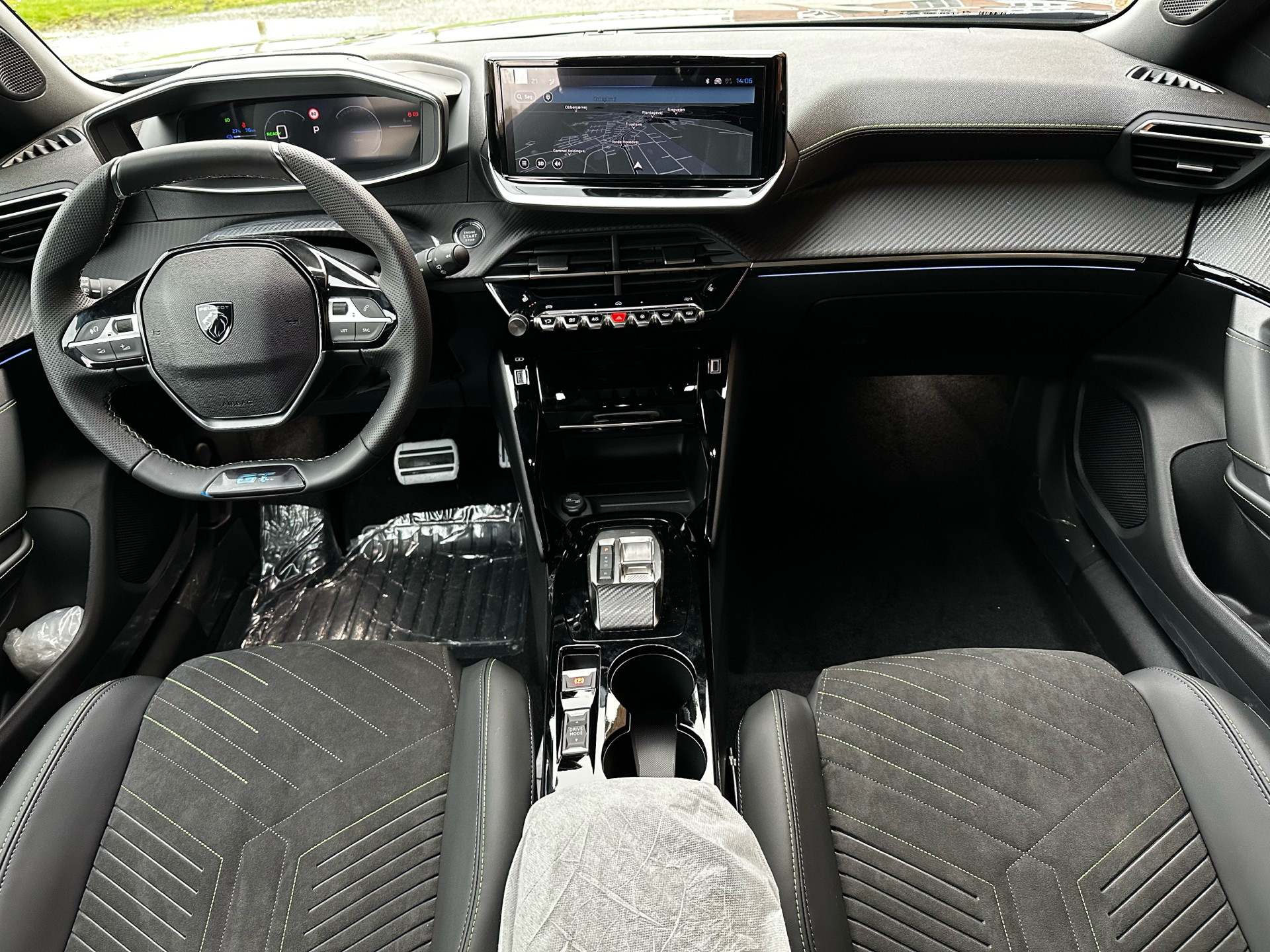 Peugeot e-2008 EL GT 156HK 5d Aut.