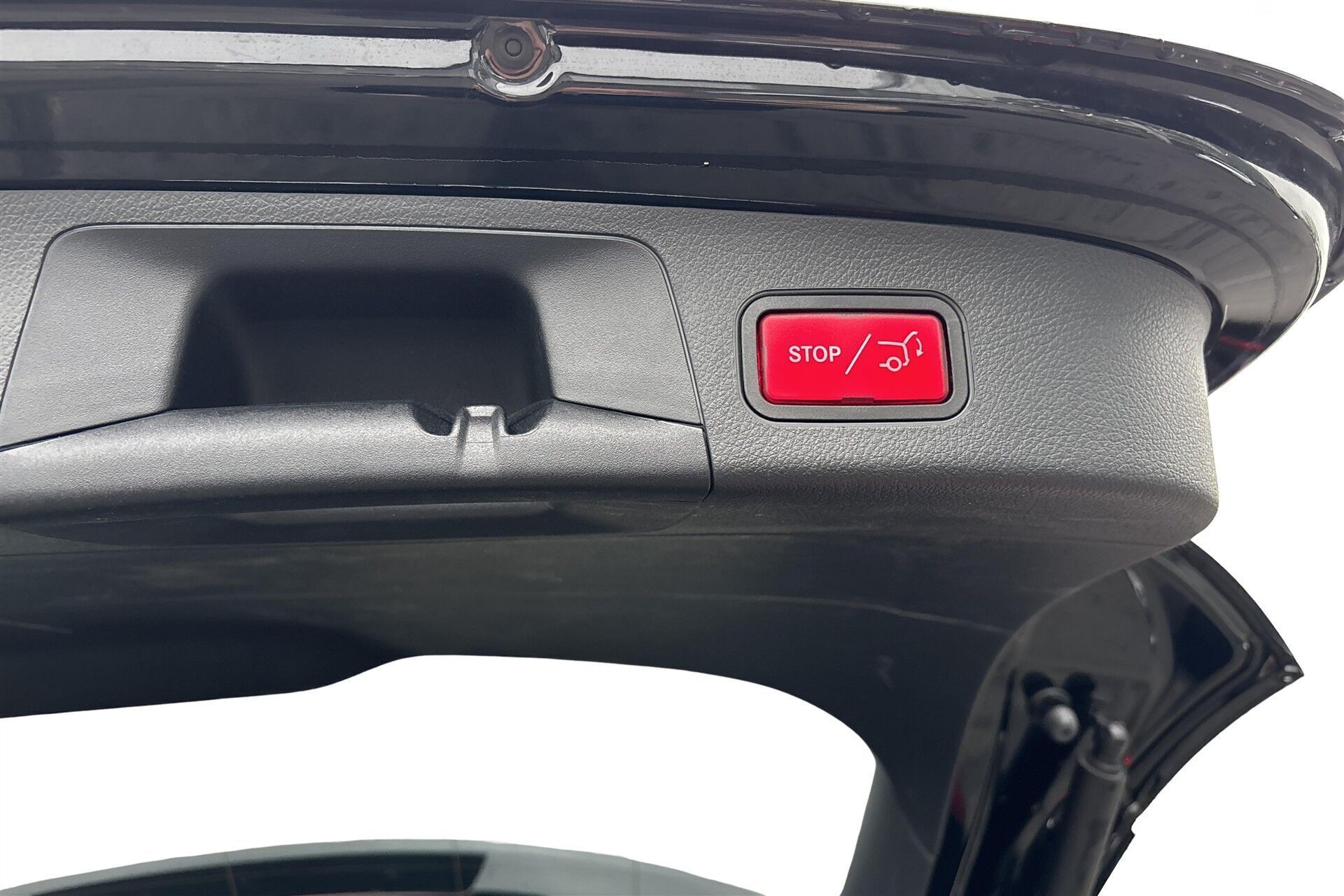 Sort Mercedes EQA 250+ fra 2023