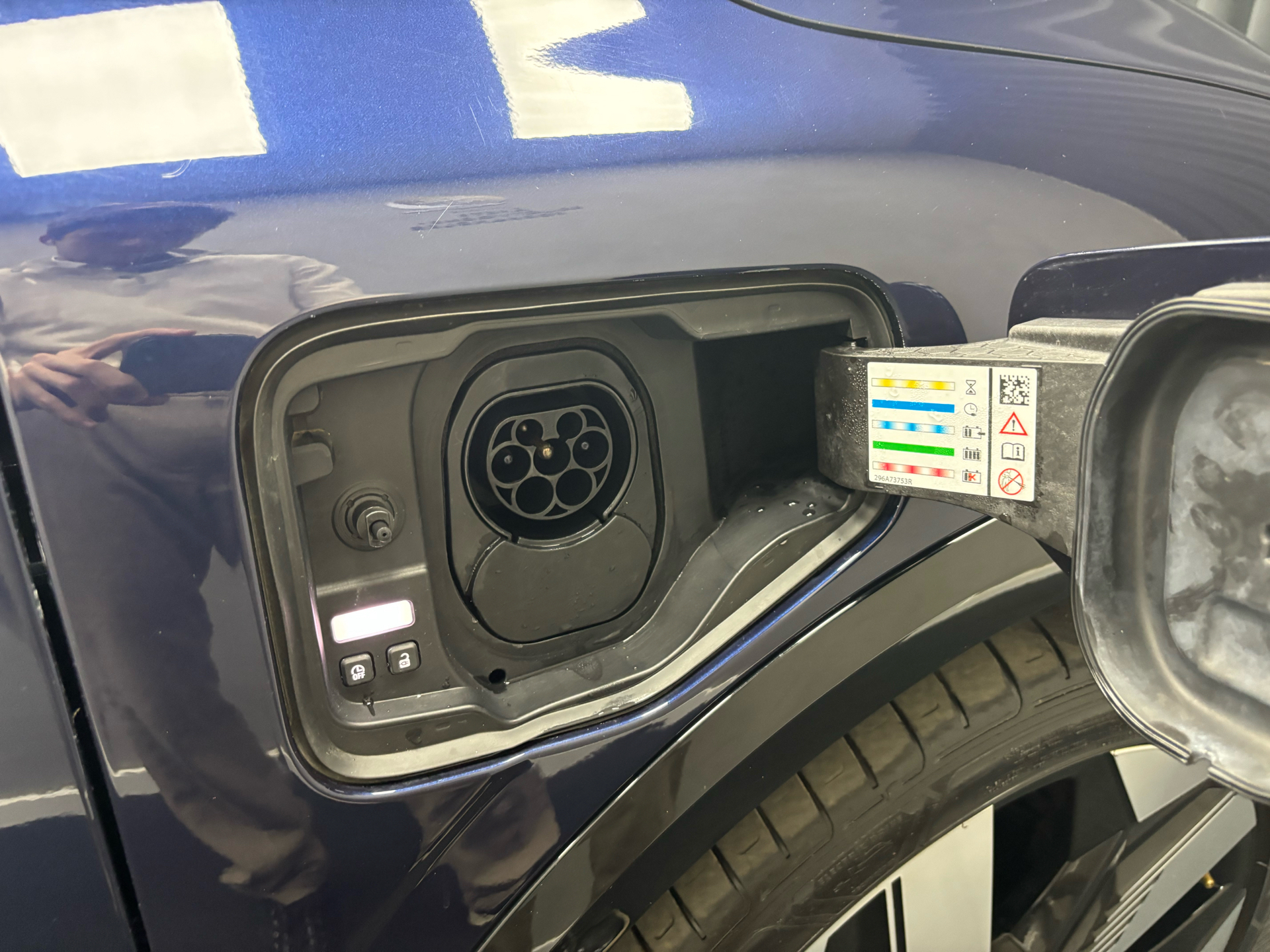 Blå Renault Mégane fra 2023