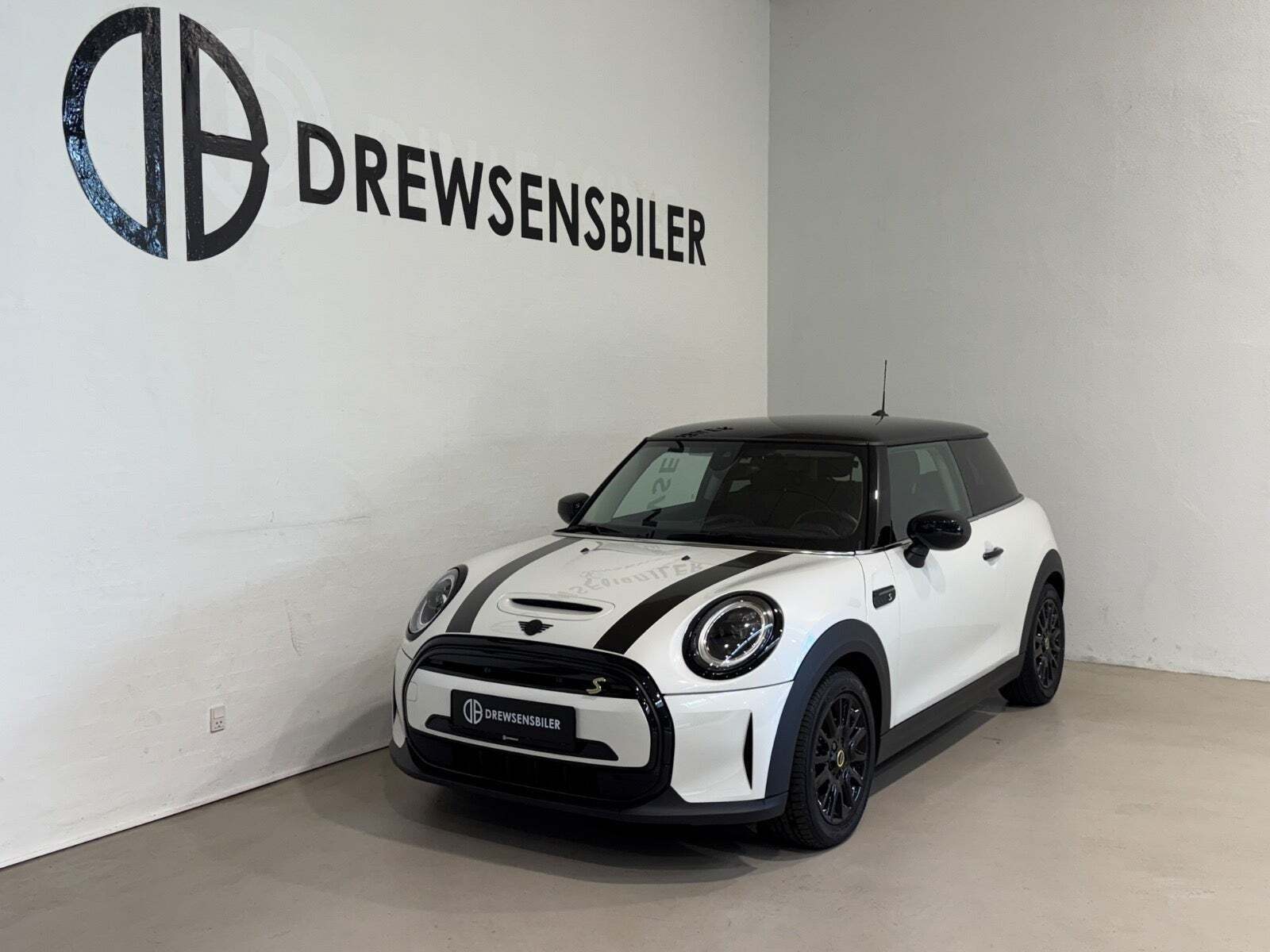 Mini Cooper SE Essential