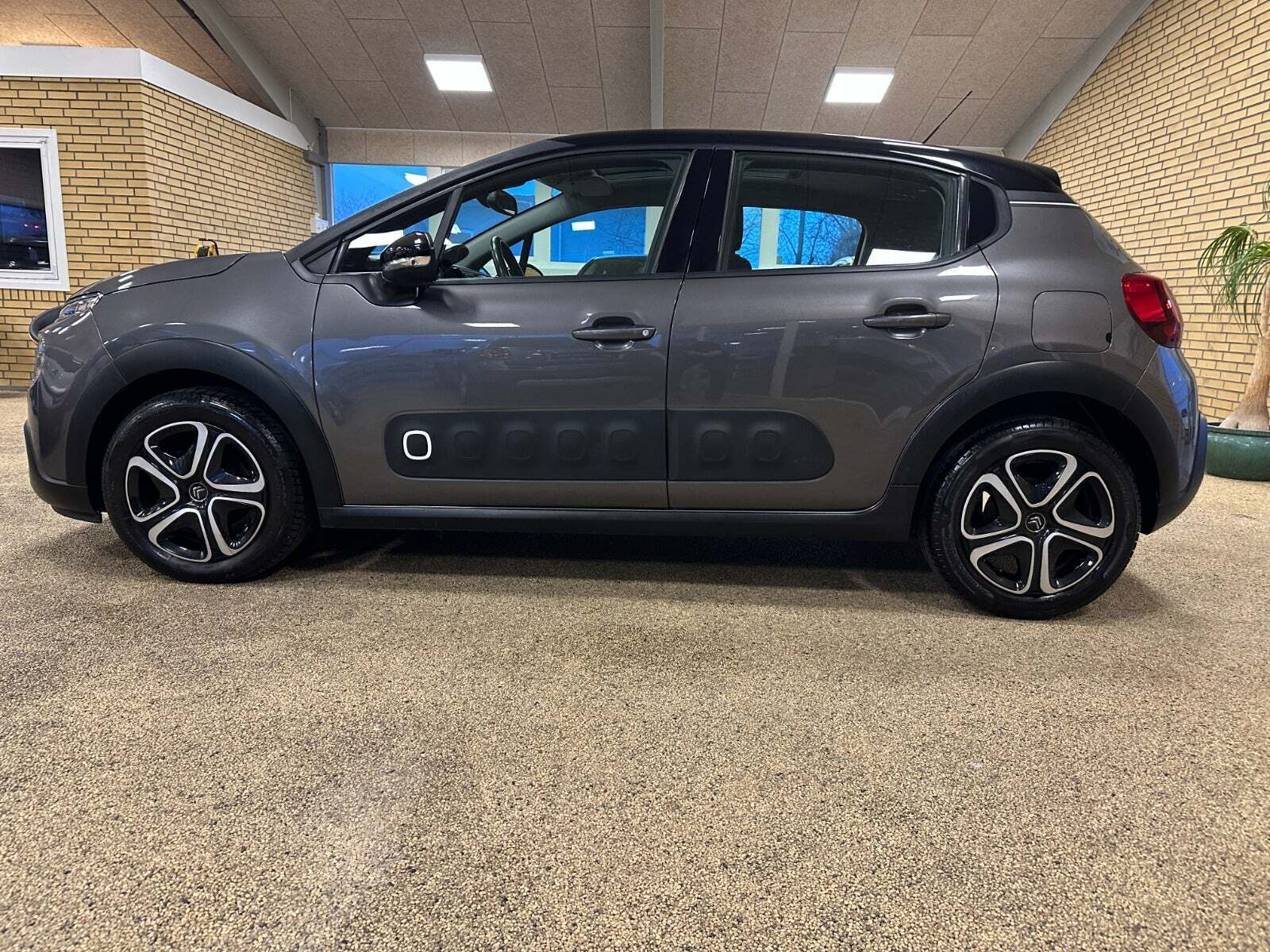 Citroën C3 1,2 PureTech 110 SkyLine