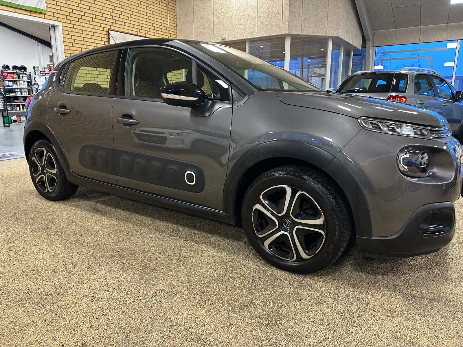 Citroën C3 1,2 PureTech 110 SkyLine