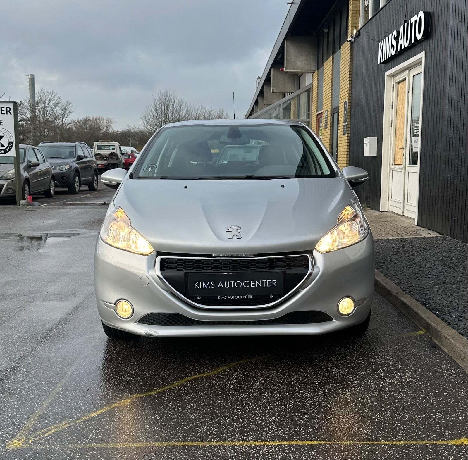 undefined Peugeot 208 fra 2013