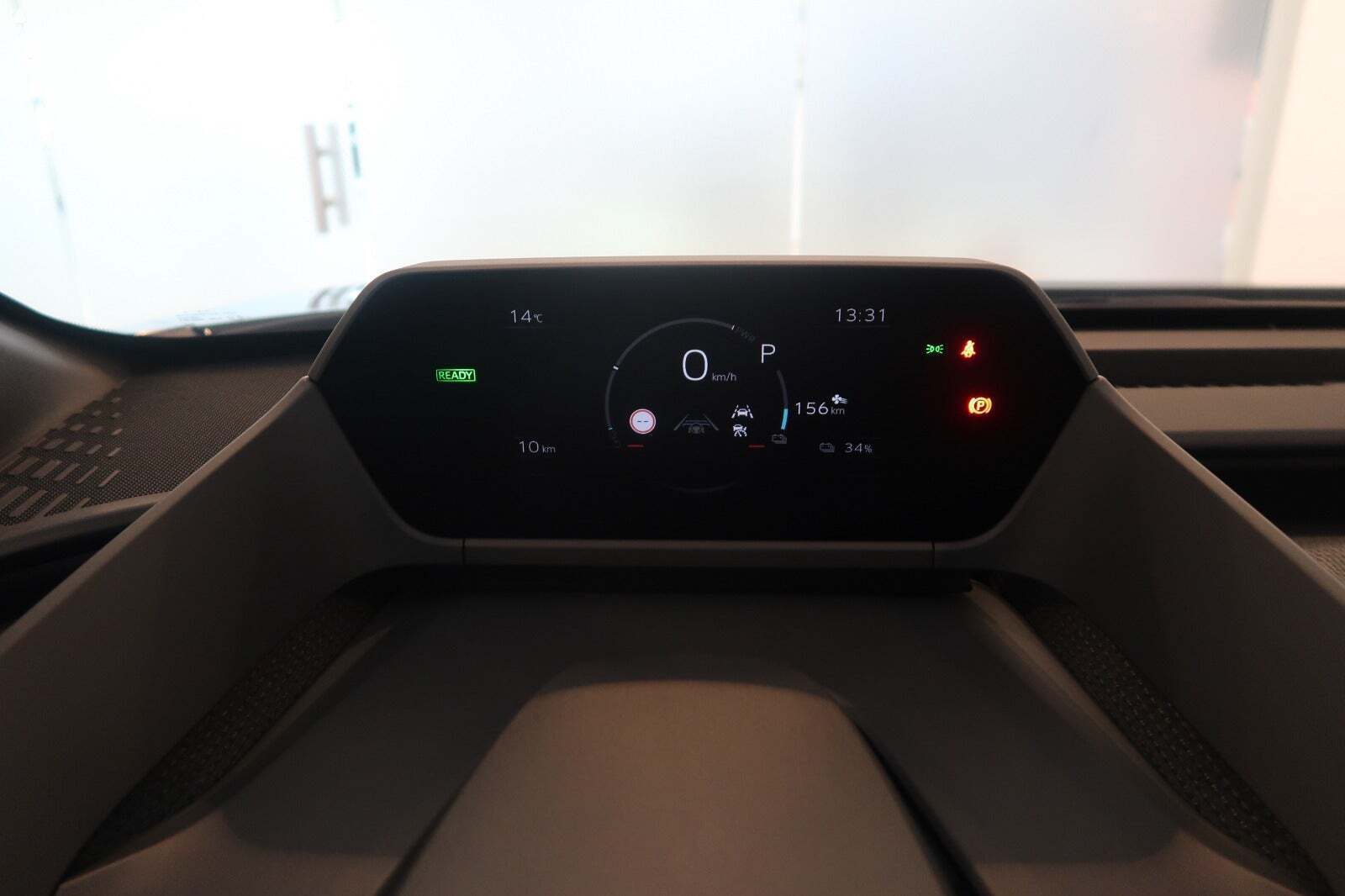 Sort Toyota BZ4X fra 2025