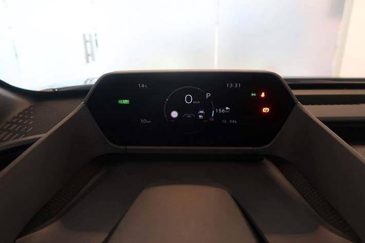 Sort Toyota BZ4X fra 2025