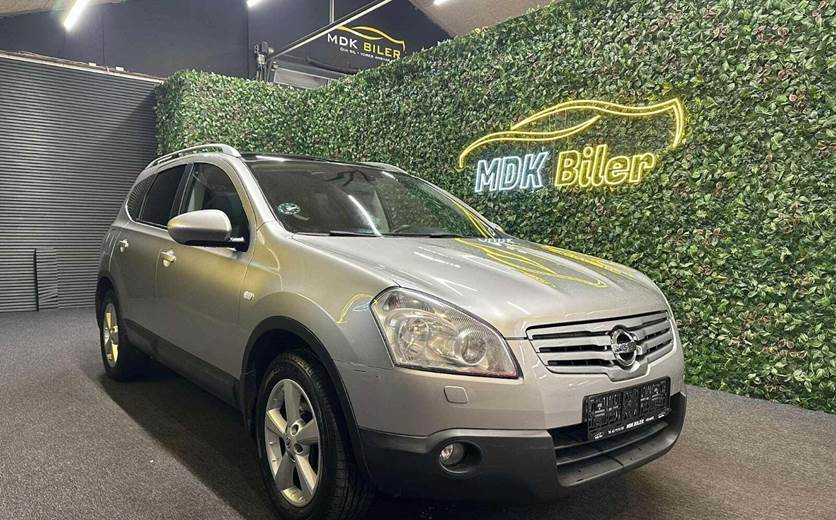 Nissan Qashqai+2 2,0 Acenta CVT 4WD 7prs