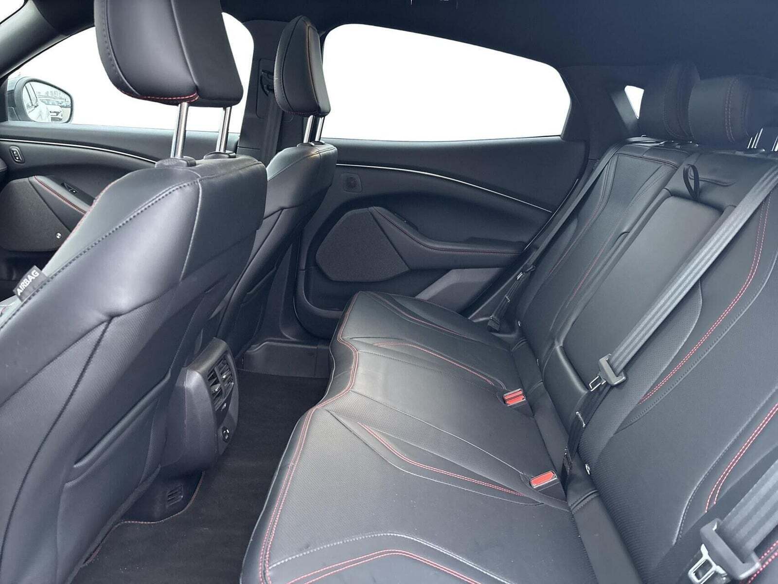 Ford Mustang Mach-E 98 Premium Extended Range AWD