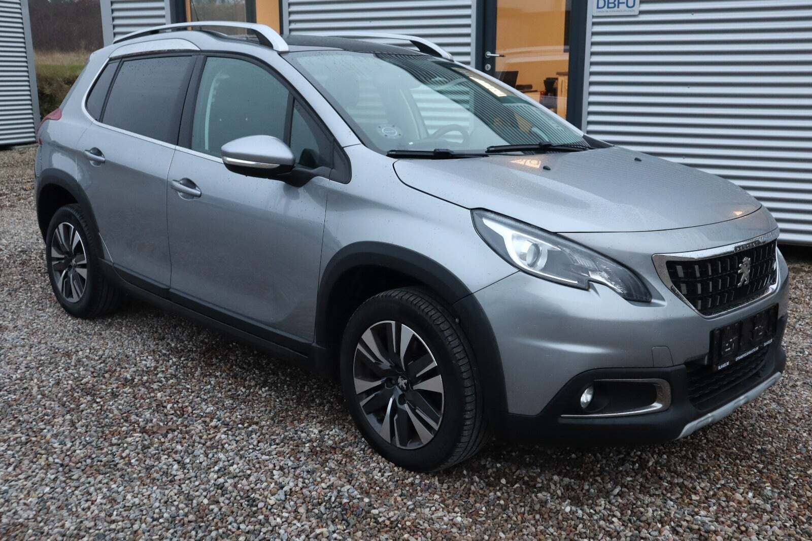Peugeot 2008 1,5 BlueHDi 100 Allure Sky