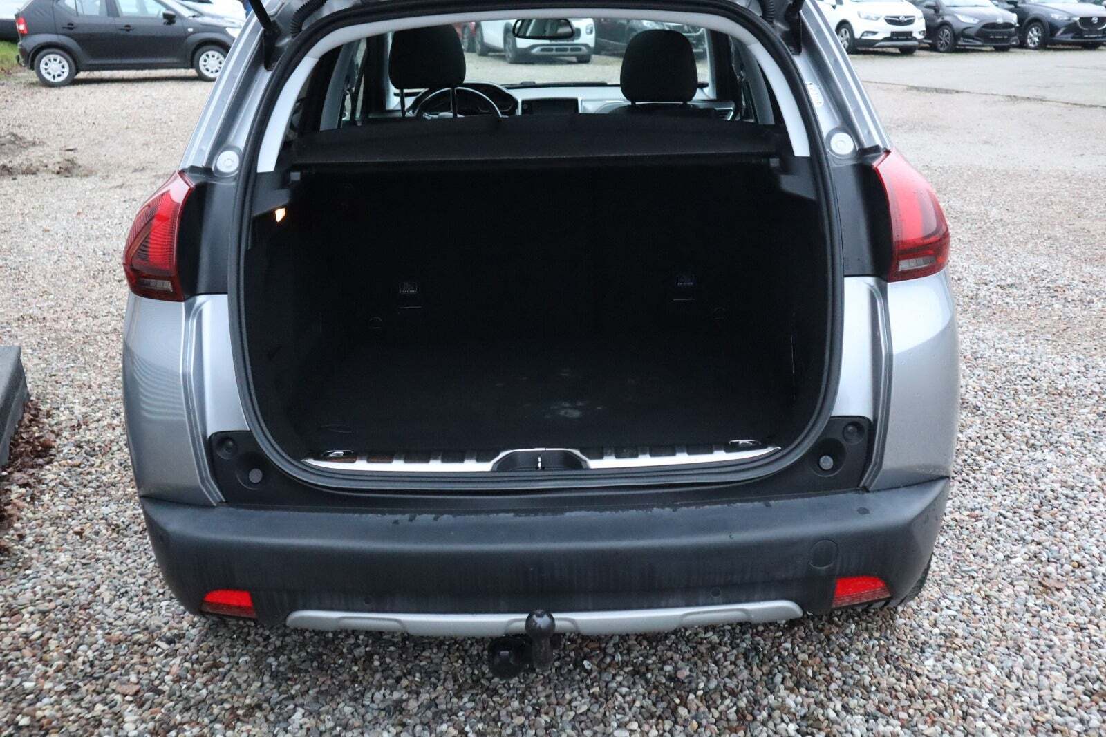 Peugeot 2008 1,5 BlueHDi 100 Allure Sky