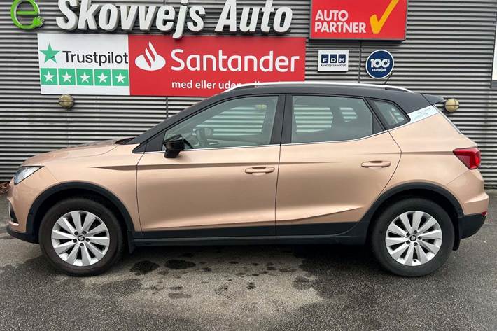 Beige Seat Arona fra 2018