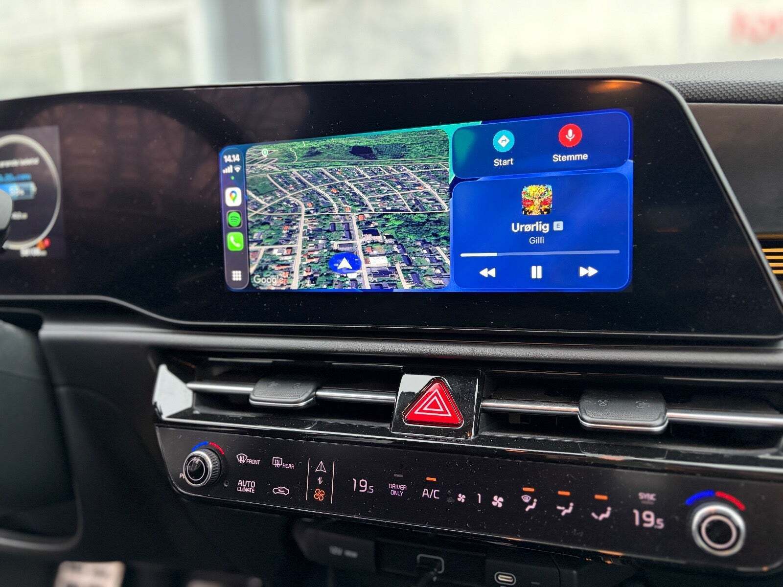 Hvid Kia Niro fra 2023