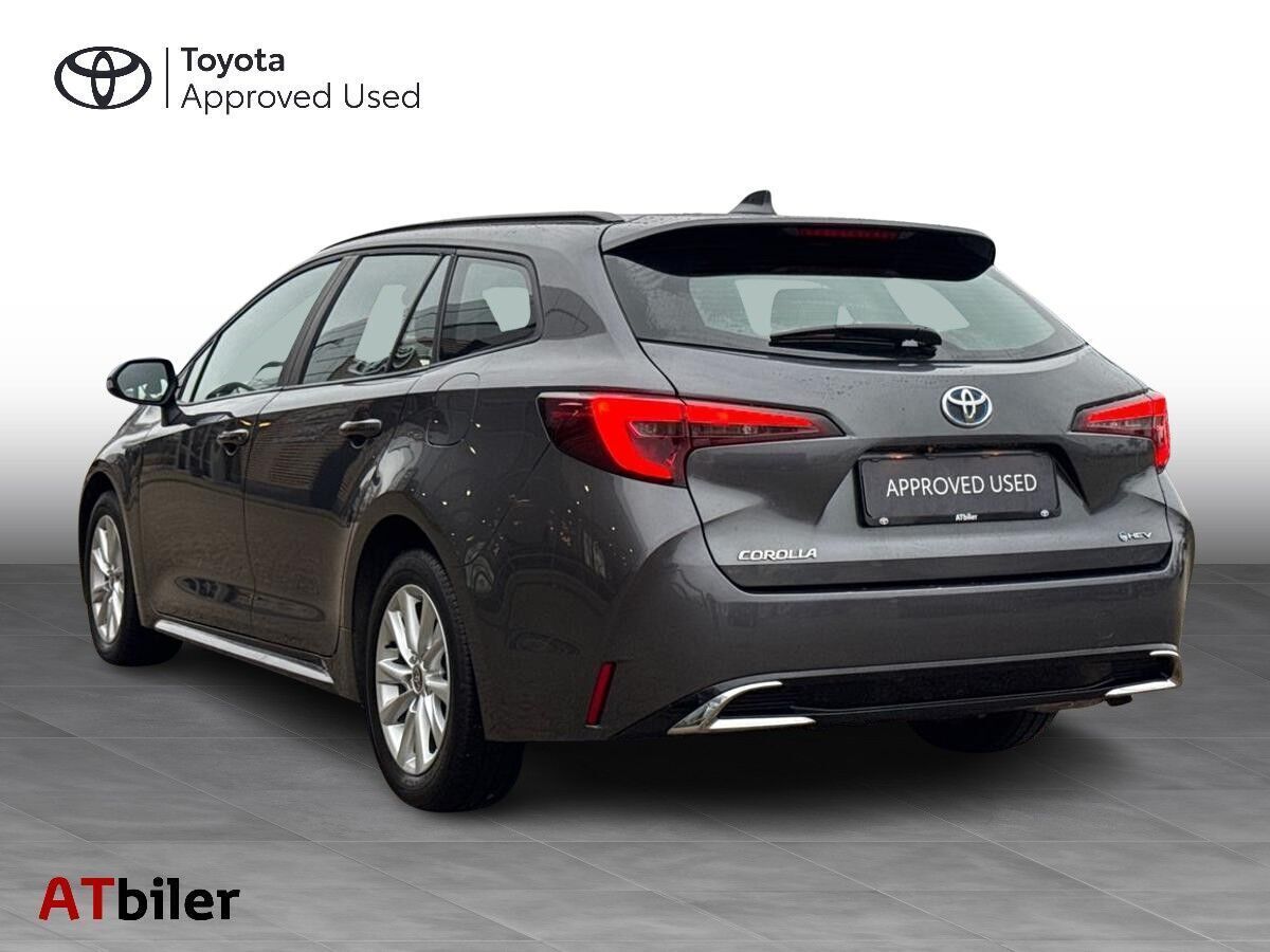 Toyota Corolla 1,8 Touring Sports Hybrid Active Comfort Pack E-CVT 140HK Stc Trinl. Gear