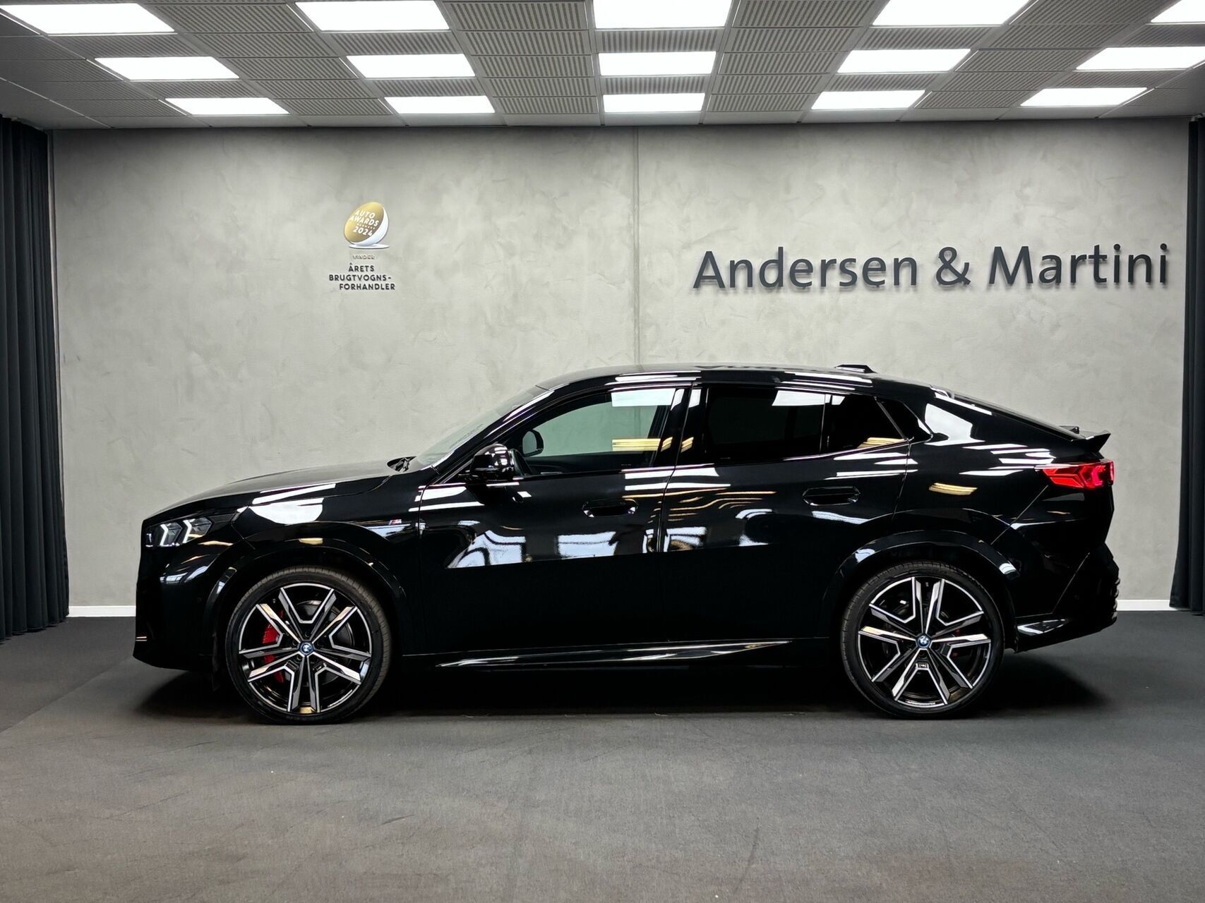 BMW iX2 eDrive20 EL M-Sport 204HK 5d Aut.