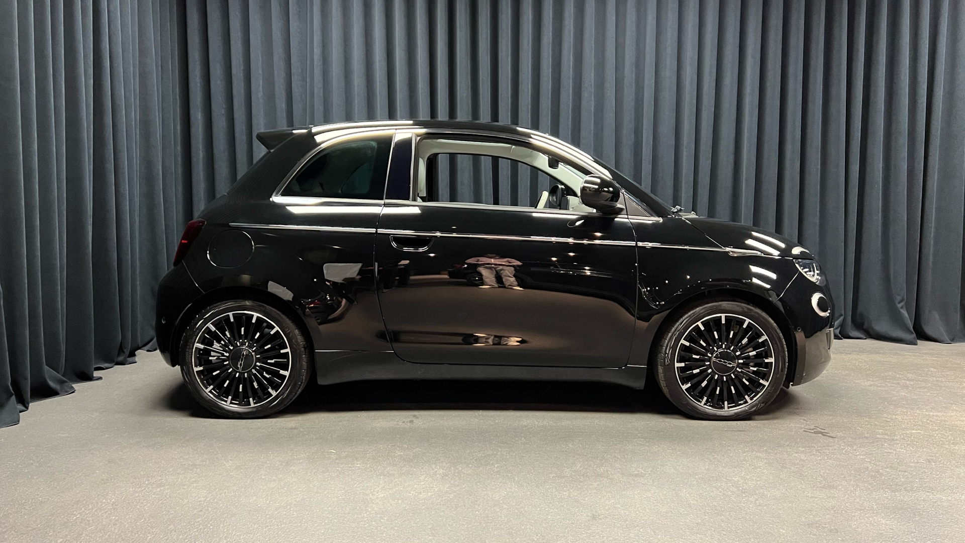 Fiat 500e EL La Prima By Bocelli 118HK 3d Aut.