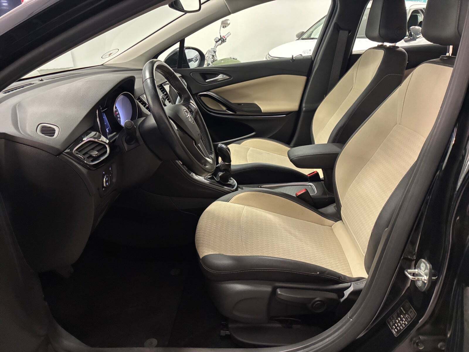 Opel Astra 1,4 T 150 Innovation Sports Tourer