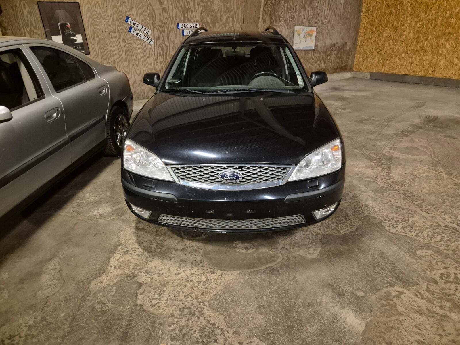 Ford Mondeo 2,5 170 Ebony stc.
