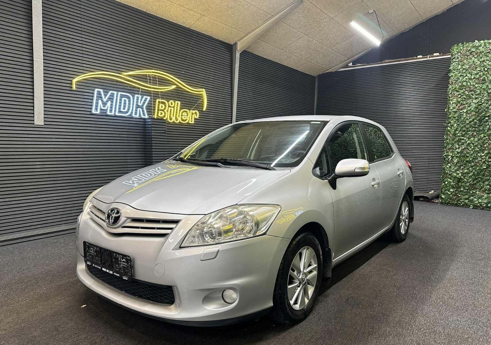 Toyota Auris 1,6 T2