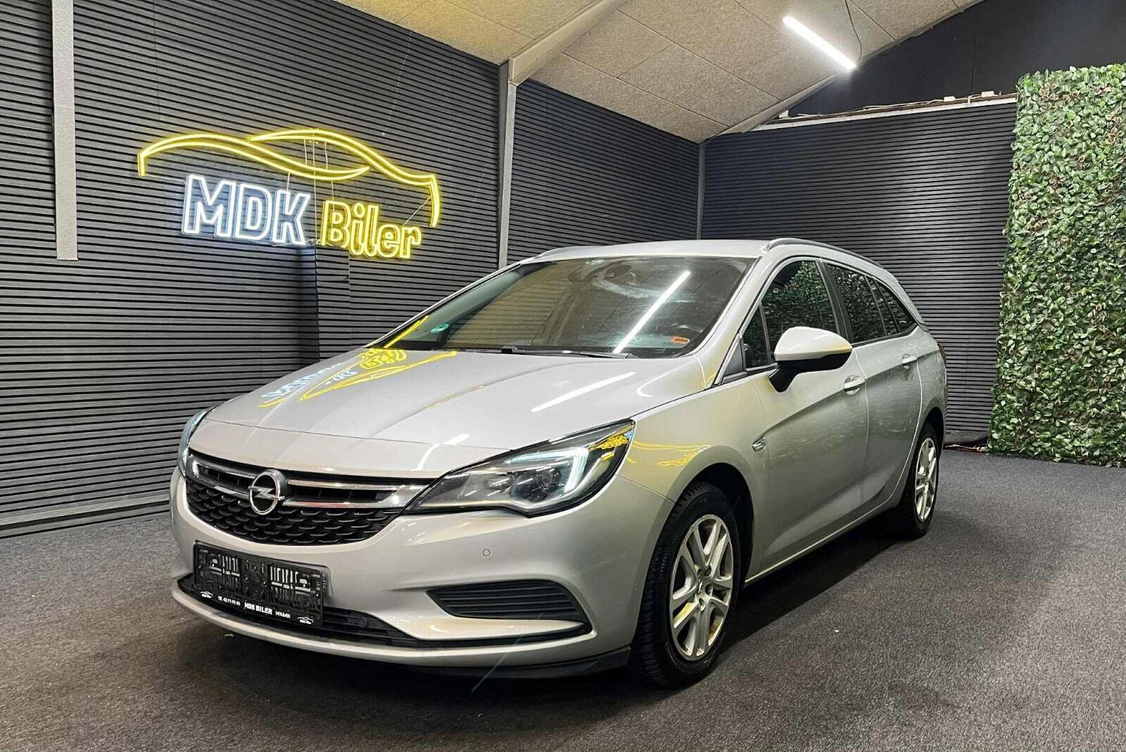 Opel Astra 1,6 CDTi 110 Enjoy Sports Tourer