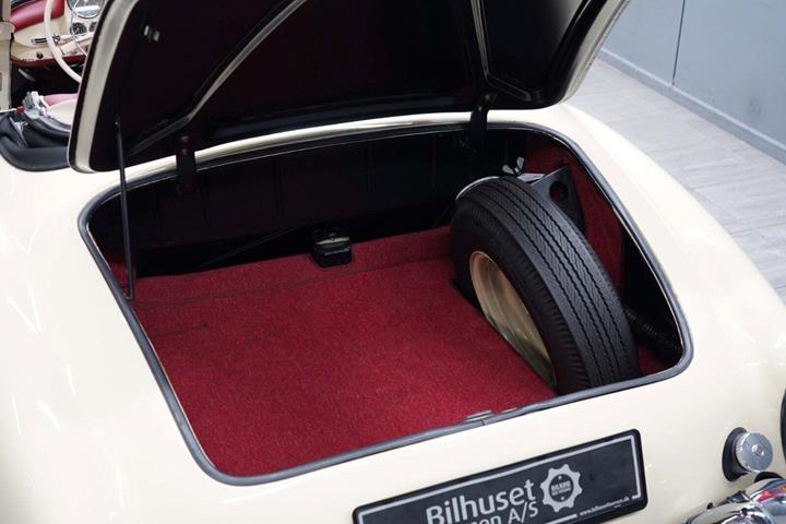 undefined Mercedes 190 SL fra 1960 set udefra