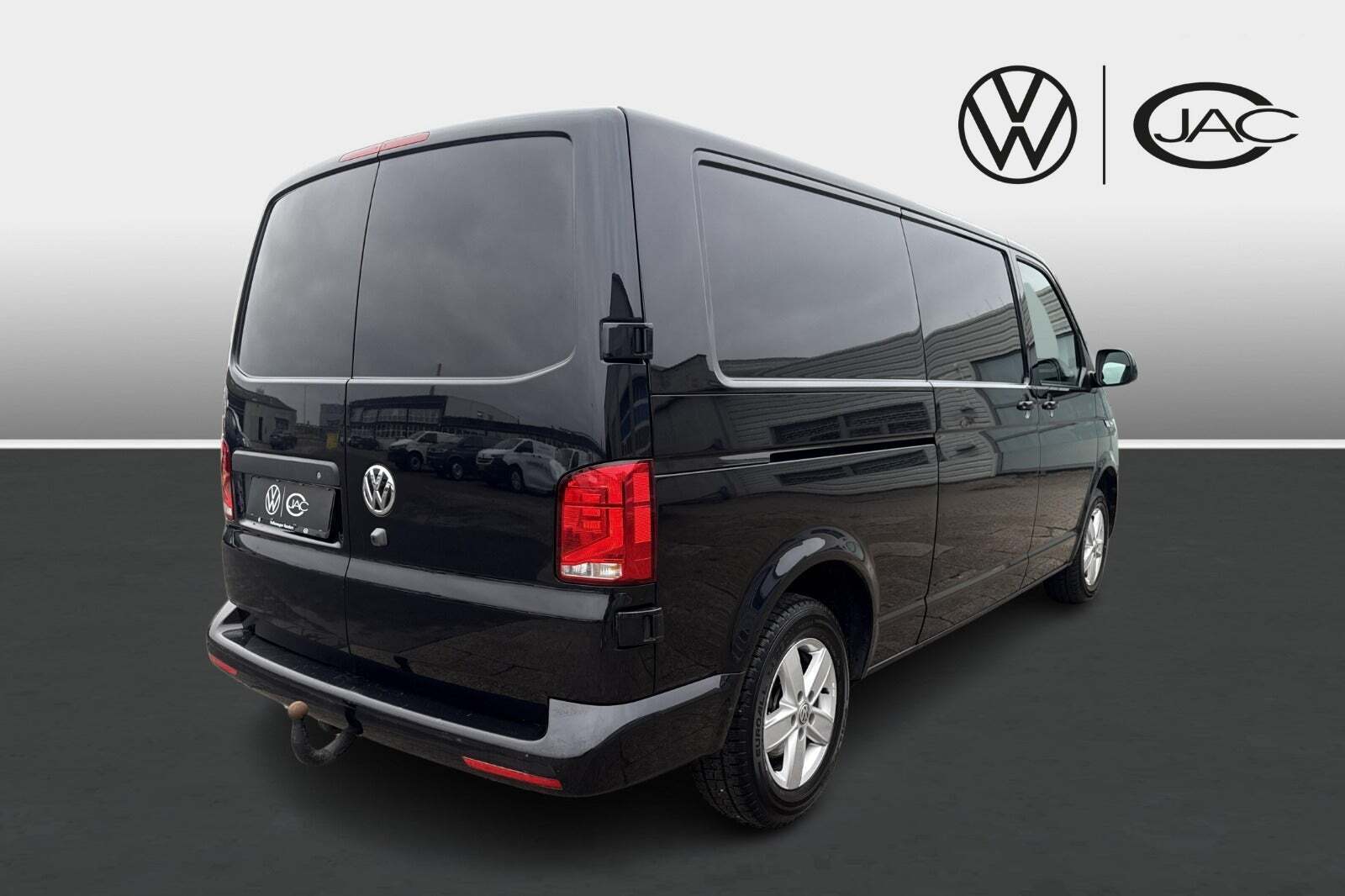 VW Transporter 2,0 TDi 150 Kassevogn DSG lang